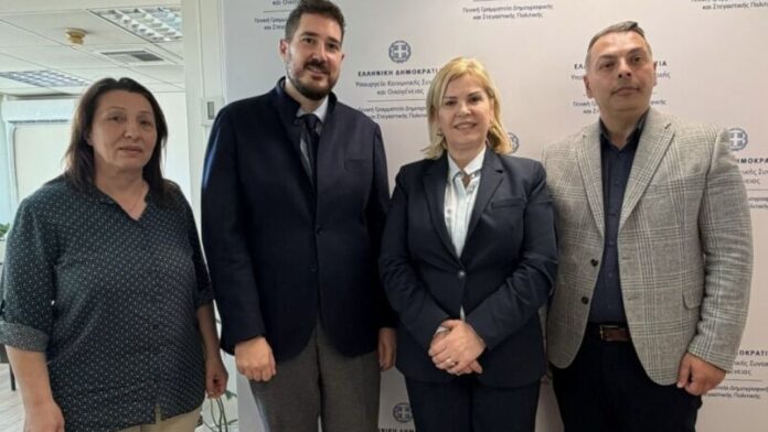 Περιφέρεια Δυτικής Ελλάδας: Η Αντιπεριφερειάρχης Γ. Ντάτσικα σε σύσκεψη στο Υπ. Κοινωνικής Συνοχής