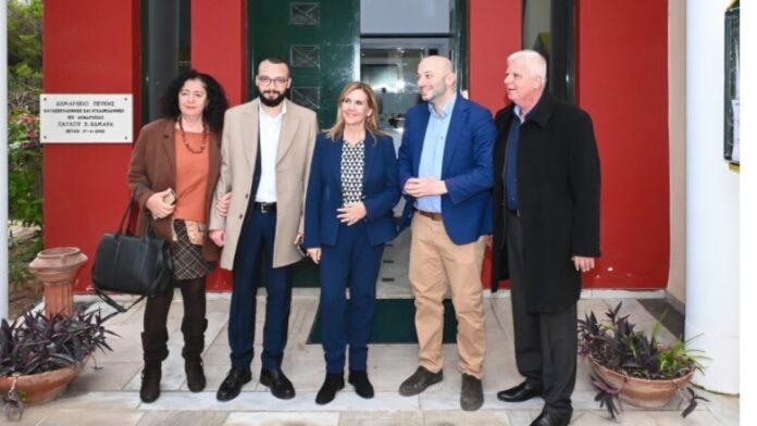 Η Ζ. Ράπτη επισκέπτεται το Δημαρχείο Πεύκης