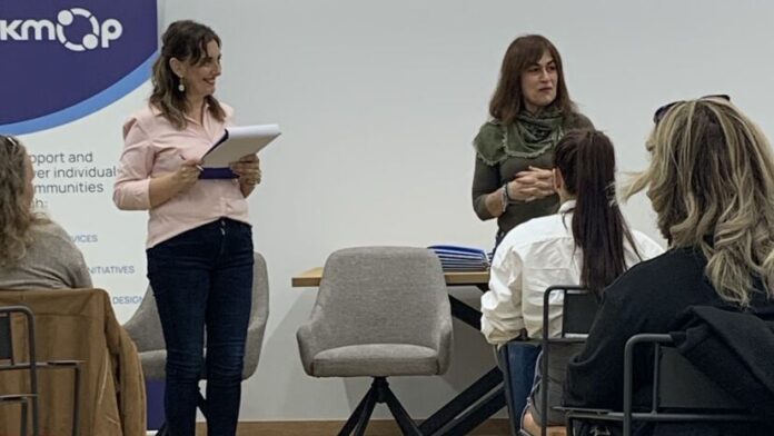 Εντυπωσιακή πρεμιέρα της πρώτης Σχολής Γονέων στον Δήμο Πειραιά