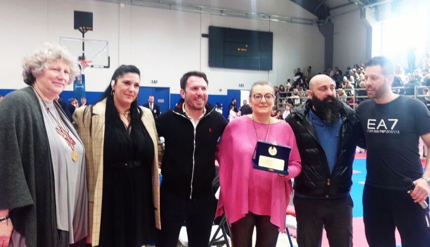 Τιμήθηκε η Δήμαρχος Πεντέλης στο 6ο “Athens Open Acropolis Karate Cup”