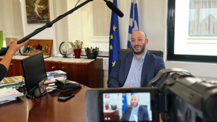 Συνάντηση του Δημάρχου Μ. Ψυχάλη με μαθητές του 1ου ΓΕΛ Πεύκης