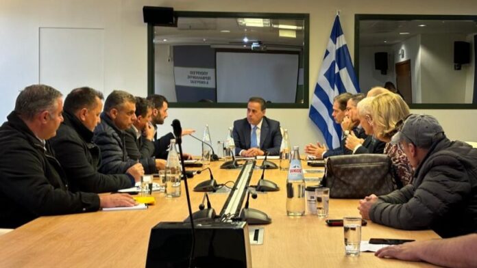 Συνάντηση του Περιφερειάρχη Στ. Ελλάδας για την άρδευση της Κωπαΐδας στο ΥΠΕΝ