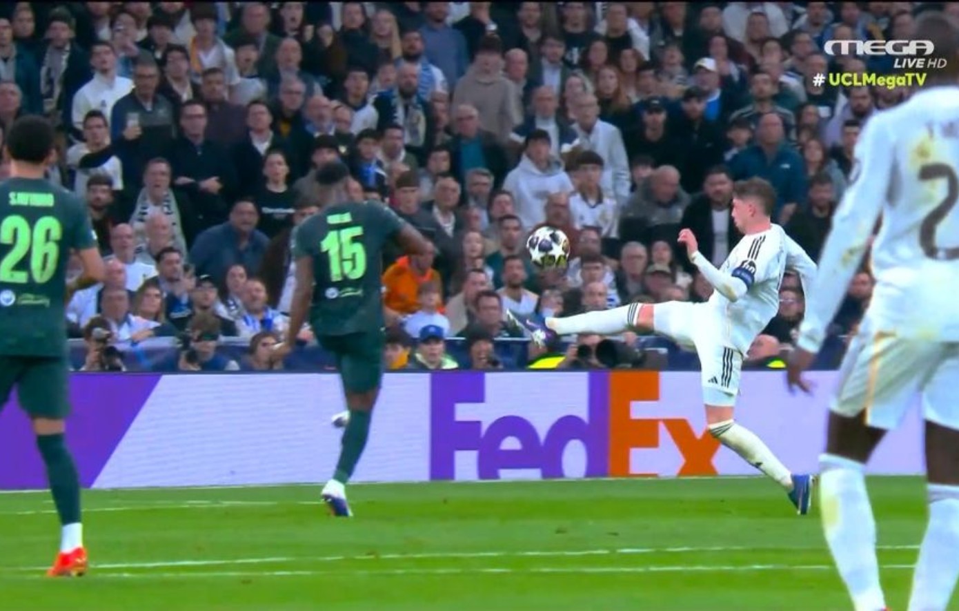 Ρεάλ Μαδρίτης – Μάντσεστερ Σίτι: 3-0 με εντυπωσιακή γκολάρα του Βαλβέρδε που σημείωσε χατ-τρικ