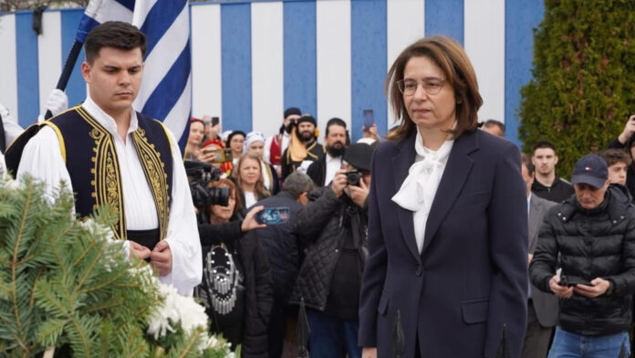 Η Ελλάδα αποτίει φόρο τιμής στους Ιερολοχίτες του Δραγατσανίου και την έναρξη της Επανάστασης του 1821 από τις παραδουνάβιες ηγεμονίες
