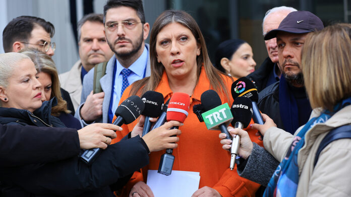 Η Ζωή Κωνσταντοπούλου καταθέτει αγωγή κατά δικαστών – «Απαιτείται παραίτηση του Σεβαστίδη»