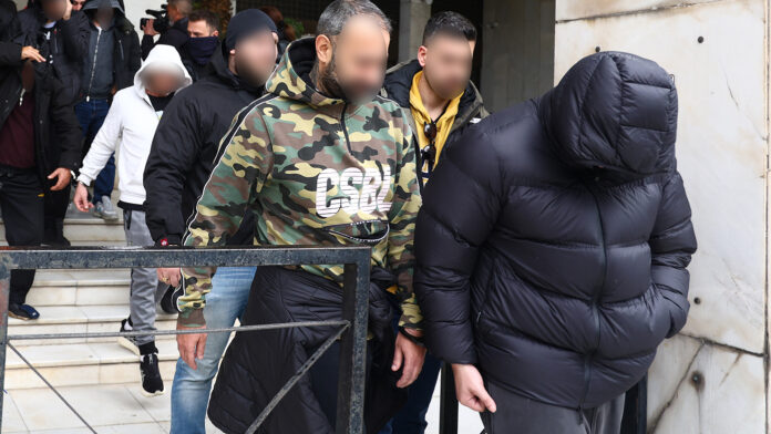 Σκάνδαλο 33 εκατομμυρίων ευρώ με διασημότητες και λογιστές: Ποινική δίωξη για σοβαρά εγκλήματα από τον εισαγγελέα