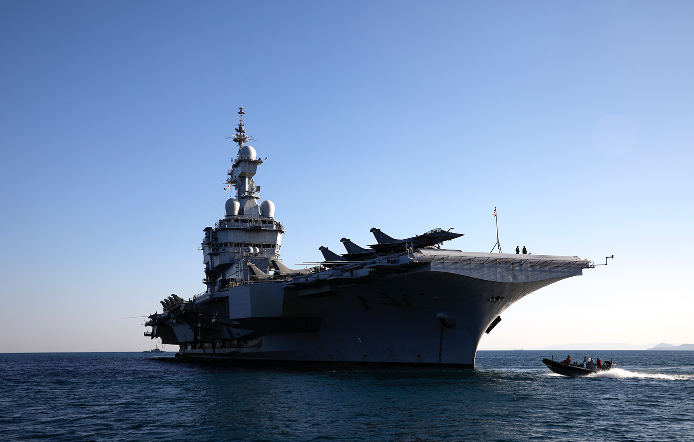 Σφάλμα Γάλλου ναύτη αποκάλυψε την μυστική τοποθεσία του αεροπλανοφόρου «Σαρλ ντε Γκωλ» στη Μεσόγειο