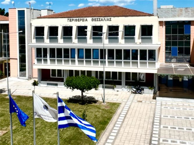 Π. Θεσσαλίας: «Επείγουσα ανάγκη λύσης για τις στέγες αμιάντου στον οικισμό Μουζακίου»