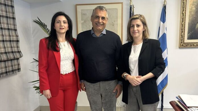 Κ. Τζιούμης: “Χαιρετίζουμε την άφιξη 2 νέων υπαλλήλων στον Δήμο Τρίπολης”