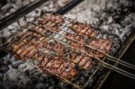 Σύλληψη ιδιοκτήτη ταβέρνας στη Θεσσαλονίκη για κατηγορίες ρευματοκλοπής