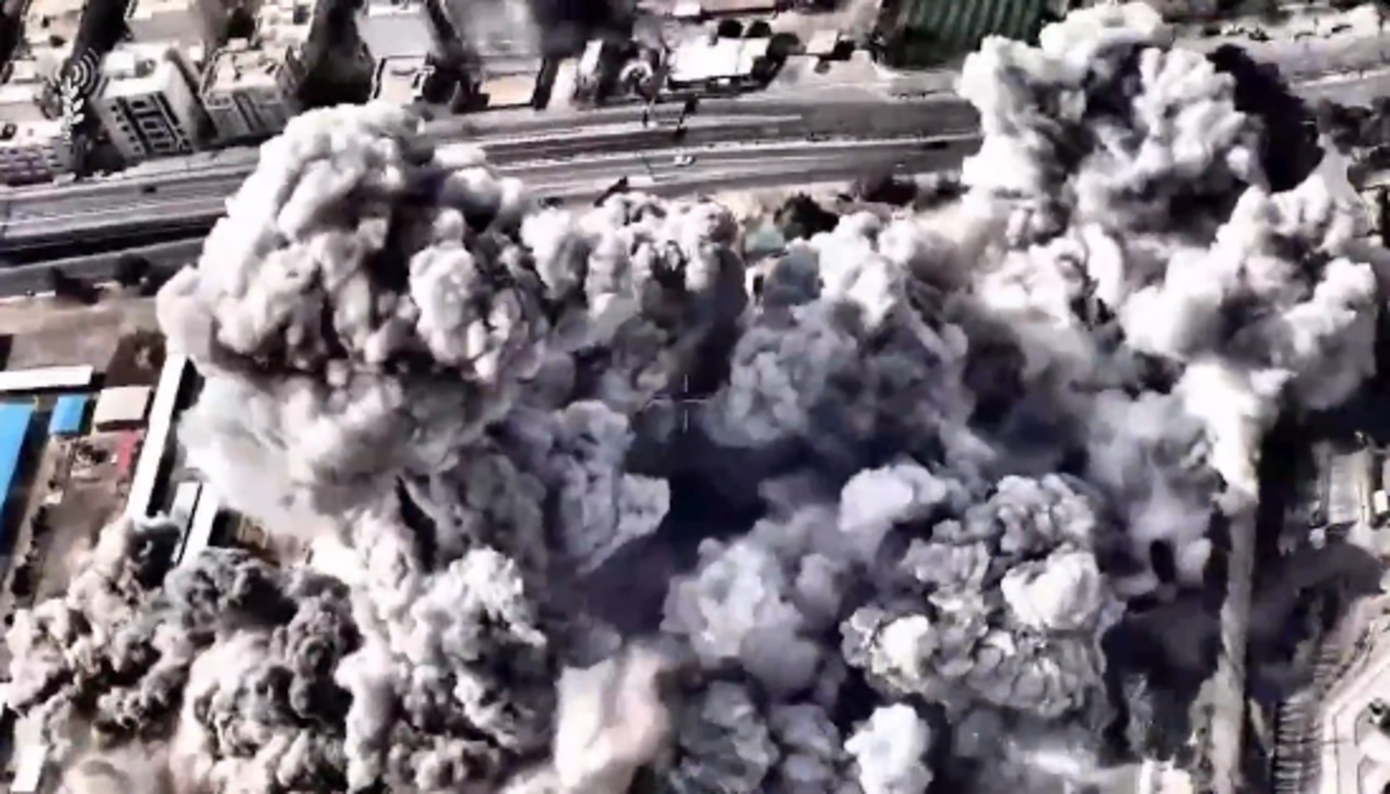 Οπτικό υλικό από την επιδρομή της ισραηλινής αεροπορίας στο συγκρότημα του Αλί Χαμενεΐ