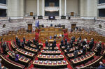 Στην Ολομέλεια της Βουλής οι συμφωνίες με την Chevron για υδρογονάνθρακες σε Κρήτη και Πελοπόννησο – Οι απόψεις των κομμάτων