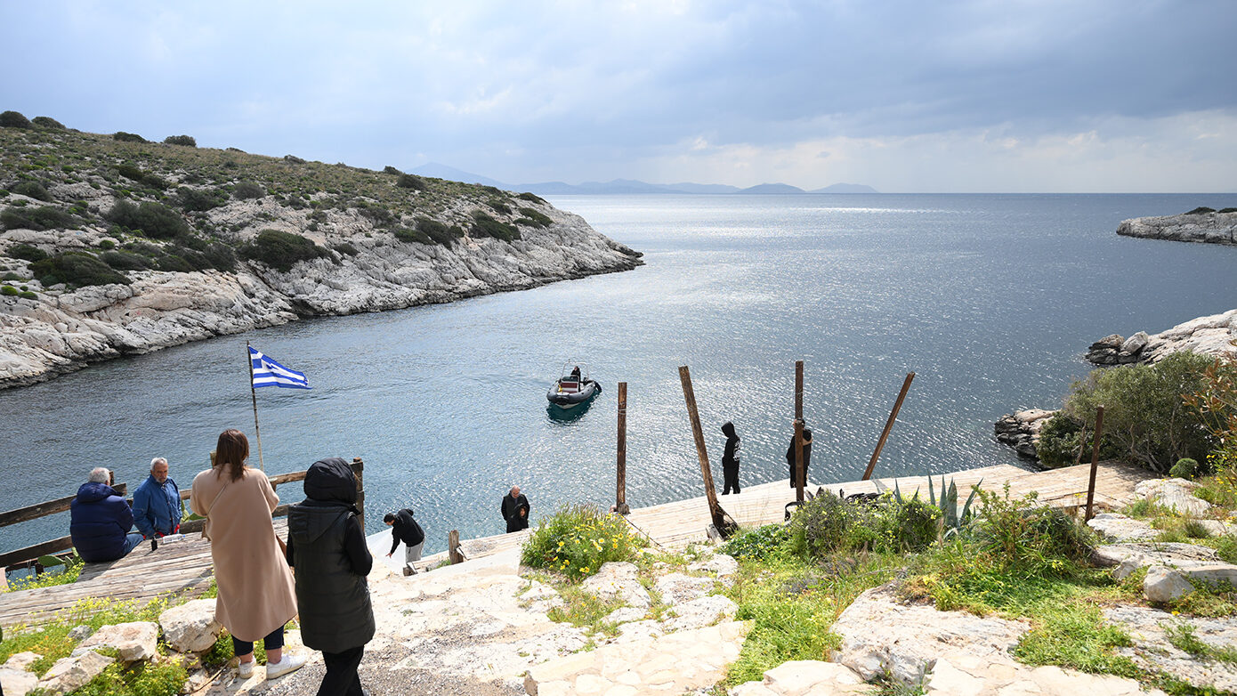 Σήμερα η αποστολή διάσωσης του 34χρονου δύτη από το Πηγάδι του Διαβόλου στη Βουλιαγμένη