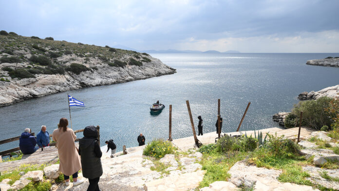 Σήμερα η αποστολή διάσωσης του 34χρονου δύτη από το Πηγάδι του Διαβόλου στη Βουλιαγμένη