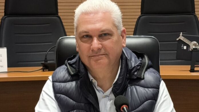 Φ. Ζαΐμης: “Να ξεκινήσουν λεωφορεία μετά την απόφαση για τον Οδοντωτό”