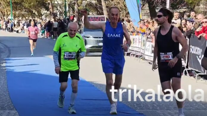 Θρίαμβος για τον 90χρονο δρομέα στα Τρίκαλα – Ολοκλήρωσε ξανά τον ημιμαραθώνιο