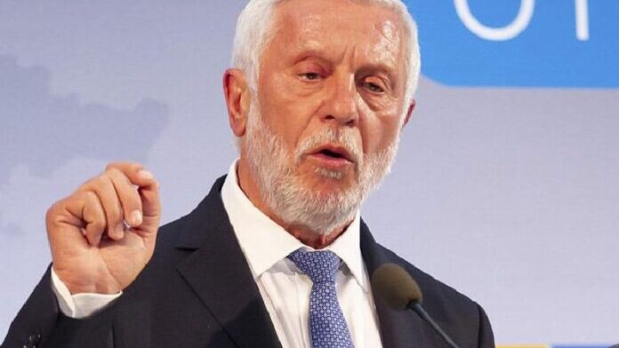 Π. Τατούλης: Κάλυψη της αισχροκέρδειας πίσω από το υποτιθέμενο «όριο κέρδους»