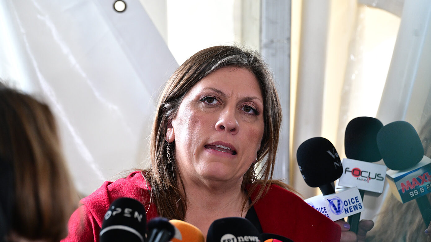 Αναβάλλεται επ’ αόριστον η δίκη για τα βίντεο στα Τέμπη: Δεκτή η αποχή της προέδρου, στον «αέρα» η εκδίκαση