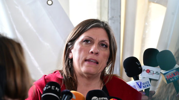 Αναβάλλεται επ’ αόριστον η δίκη για τα βίντεο στα Τέμπη: Δεκτή η αποχή της προέδρου, στον «αέρα» η εκδίκαση