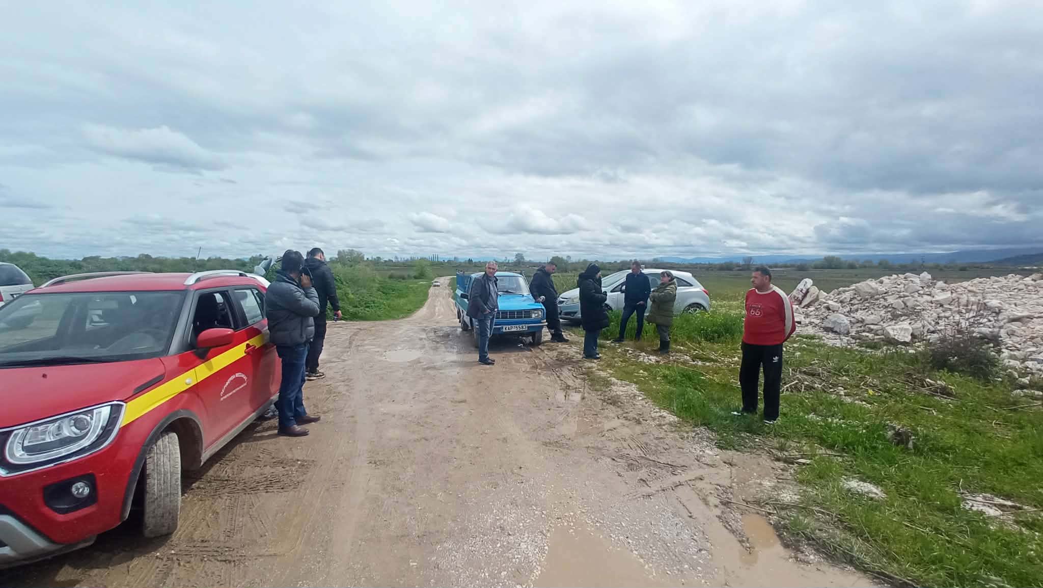 Προβλήματα από την κακοκαιρία στην Καρδίτσα – Κλειστοί δρόμοι και κατολισθήσεις