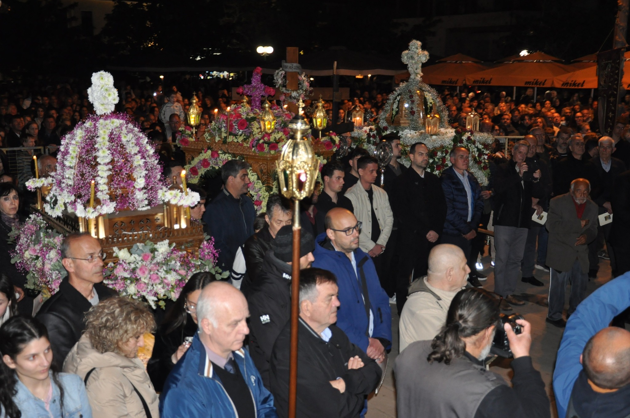 Δ. Πρέβεζας: Με την Περιφορά των Επιταφίων ολοκληρώθηκε το Θείο Δράμα