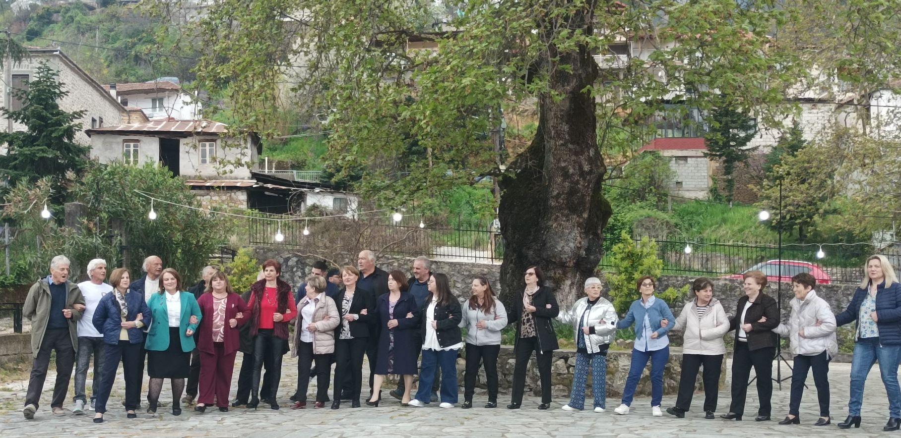 Αττική Περιφέρεια: Παραδοσιακοί τελετουργικοί χοροί στις Κοινότητες των Αγράφων