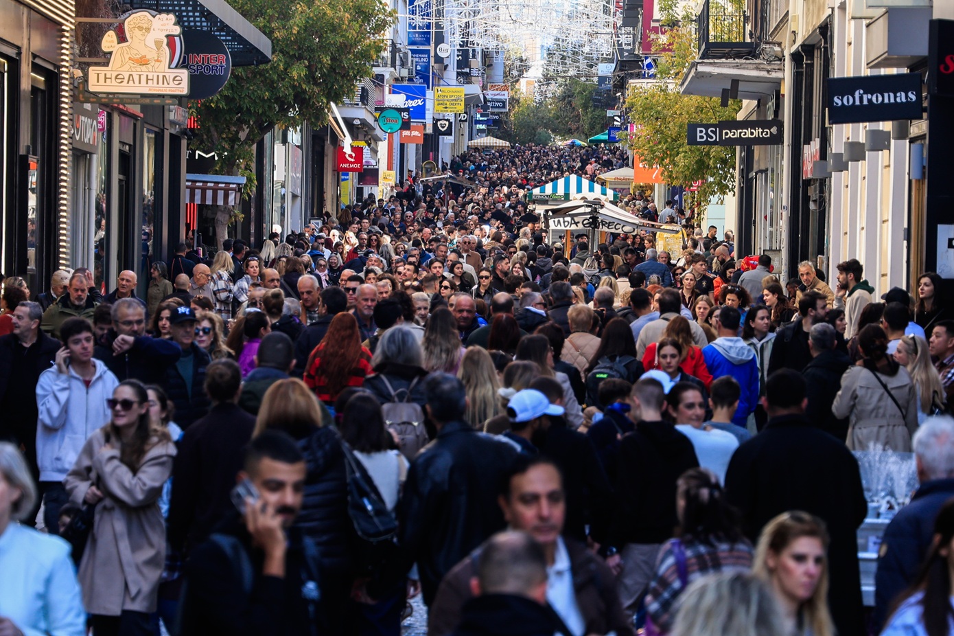 Λειτουργούν τα καταστήματα σήμερα, Κυριακή των Βαΐων – Ποιο είναι το ωράριο έως το Πάσχα
