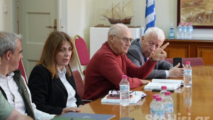 Λέσβος – Συνάντηση για αφθώδη πυρετό: ΓΓ ΥΠΑΑΤ «Καμία ανοχή σε λάθη» – Κτηνοτρόφοι: «Ξανά στα ίδια σημεία»