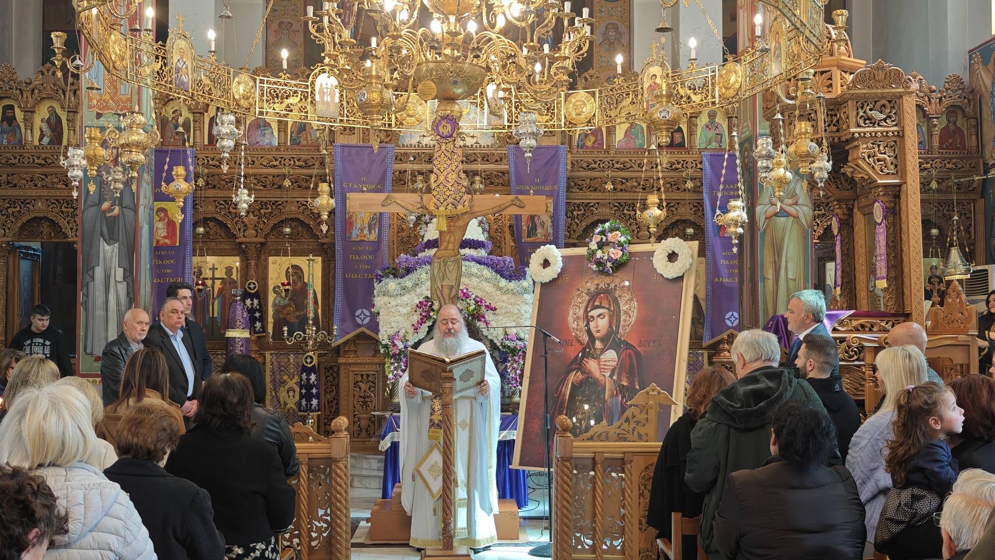 Με κατάνυξη τελέστηκε η Αποκαθήλωση στο Σικάμινο Ωρωπού
