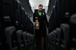 Η AEGEAN και η Olympic Air έφεραν το Άγιο Φως στην Ελλάδα
