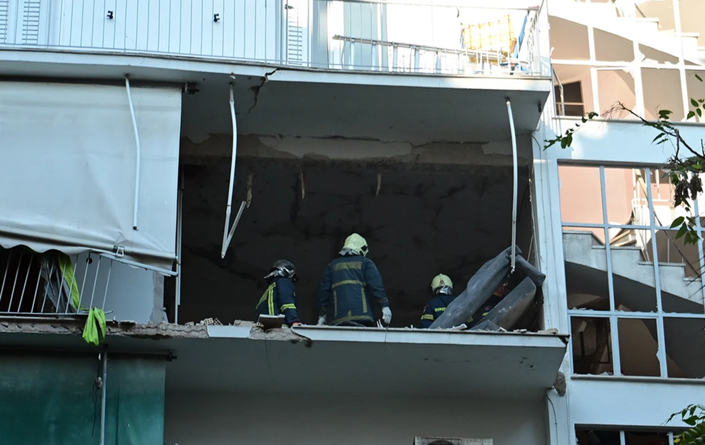 Έκρηξη στους Αμπελόκηπους: Οι κάτοικοι δεν έχουν γυρίσει στα διαμερίσματά τους