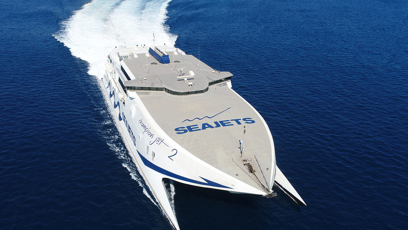 Ομαλά απέπλευσε το «Champion Jet 1» από το λιμάνι της Πάρου