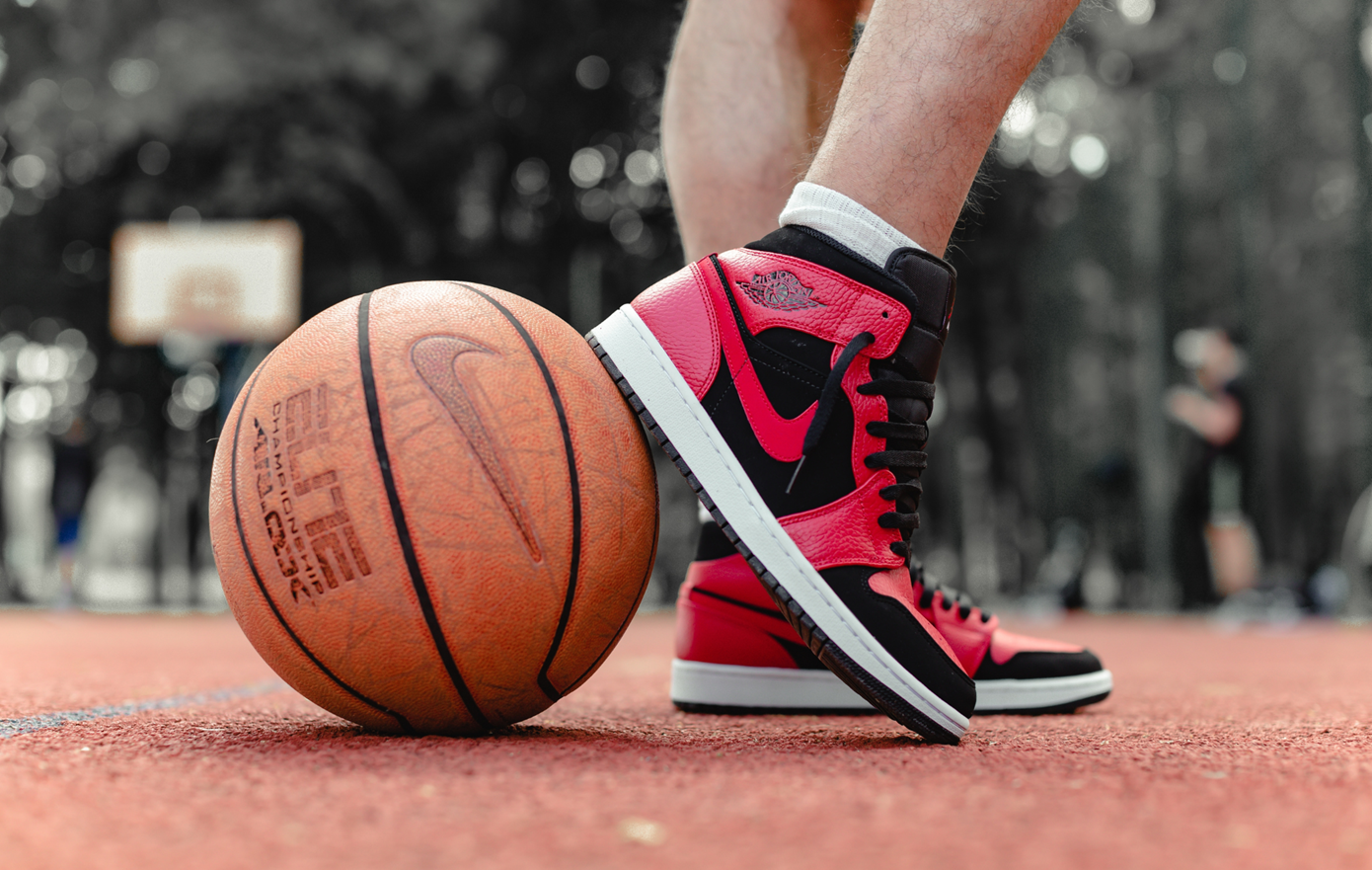 Οι μετοχές της Nike καταρρέουν, παρότι τα κέρδη ξεπέρασαν τις προβλέψεις της Wall Street