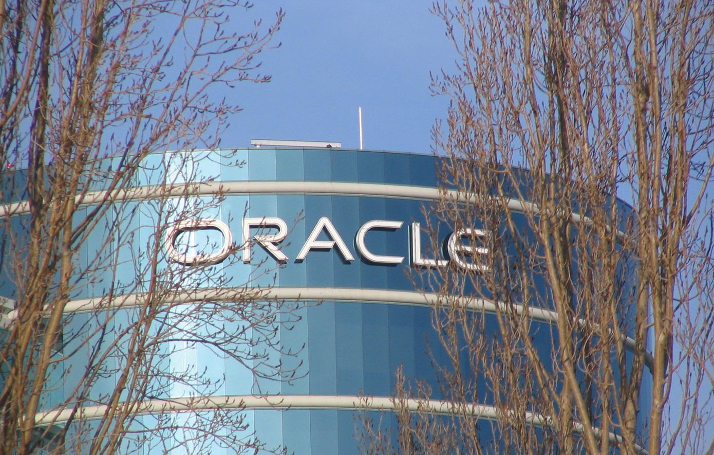 Oracle εκτός ισολογισμού: Το τέχνασμα με τα project bond που προβληματίζει (και γοητεύει) τη Wall Street