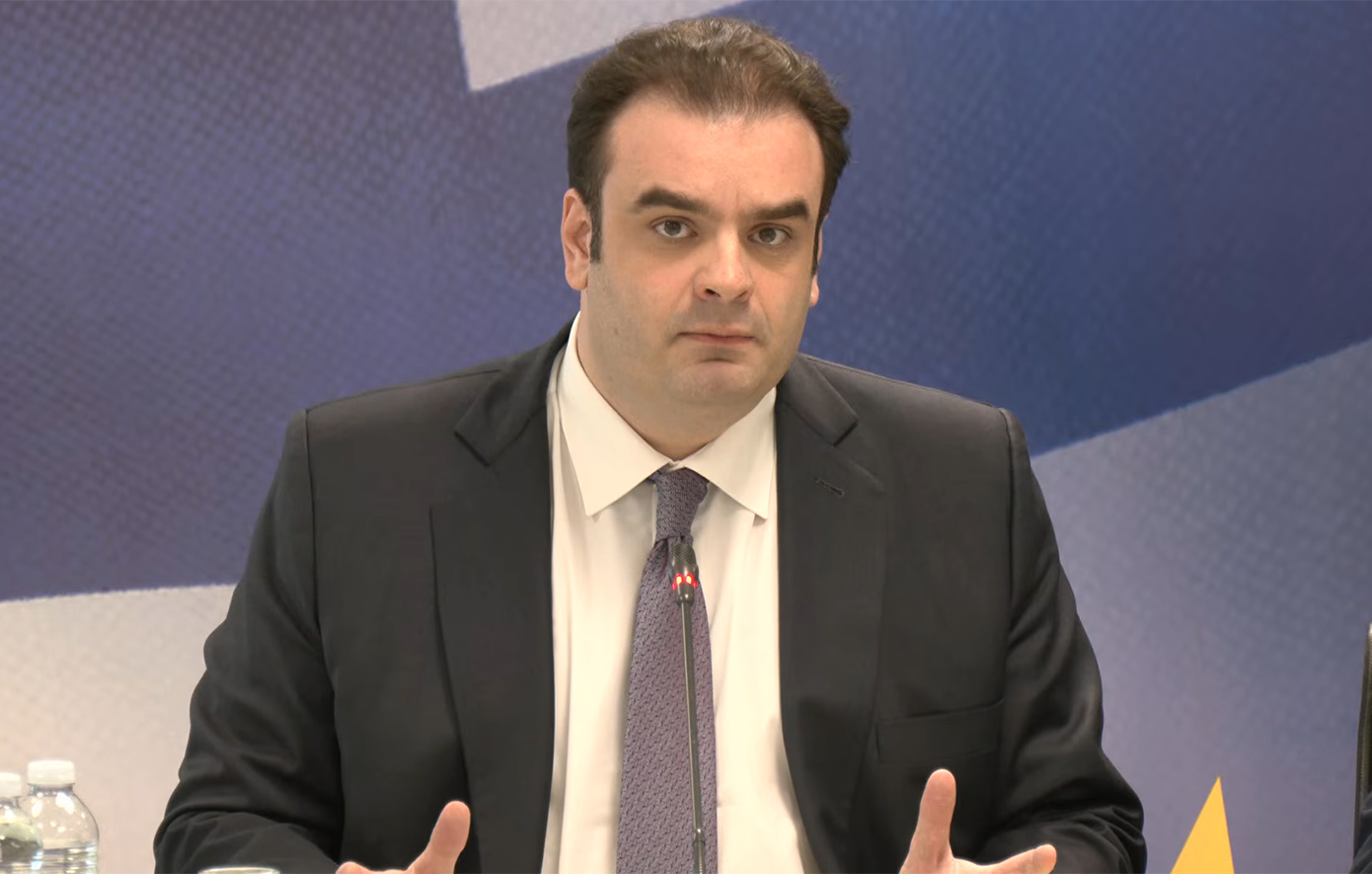 Κυριάκος Πιερρακάκης: Πραγματική απειλή η επιβράδυνση της παγκόσμιας οικονομίας