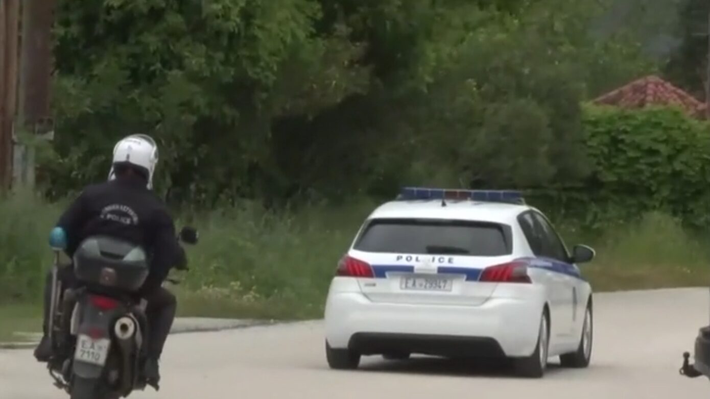 “Τον δολοφόνησε στο σπίτι και τον πέταξε σε ρέμα για να εξαφανίσει τα ίχνη – Πώς οι αρχές συνέλαβαν τον δράστη στη Θεσσαλονίκη”