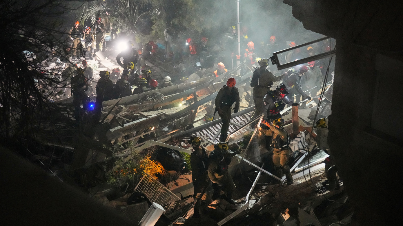 Χαλκίδα: Εγκαταλελειμμένο κτίριο κατέρρευσε στο κέντρο