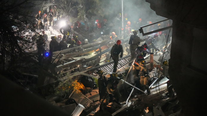 Χαλκίδα: Εγκαταλελειμμένο κτίριο κατέρρευσε στο κέντρο