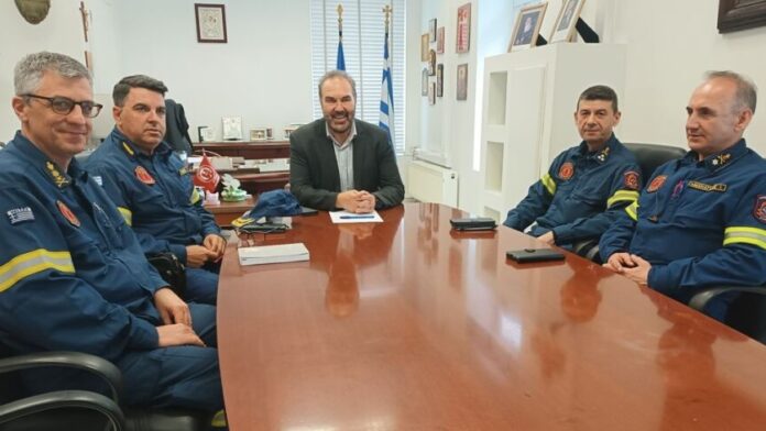 Σύσκεψη Δημάρχου Φλώρινας με αξιωματούχους της Πυροσβεστικής Υπηρεσίας
