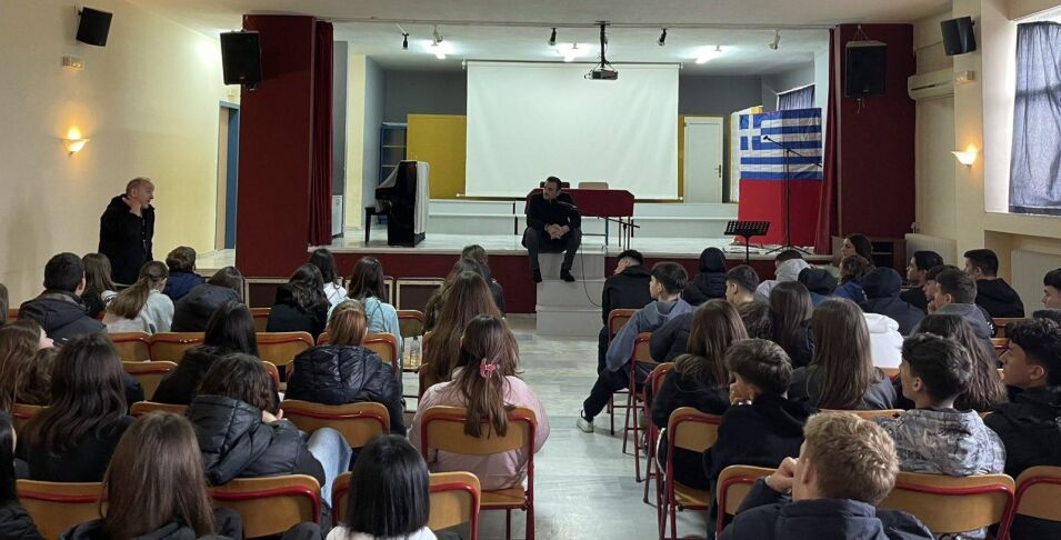 Ο Δήμαρχος Τυρνάβου στο Γυμνάσιο Αμπελώνα: Προτεραιότητα η Τοπική Διοίκηση και τα αγροτικά ζητήματα