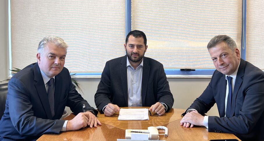 Περιφέρεια Στερεάς Ελλάδας Ολοκλήρωση και προβολή του κτιρίου του πρώην Ναυτικού Ομίλου στο Γαλαξίδι