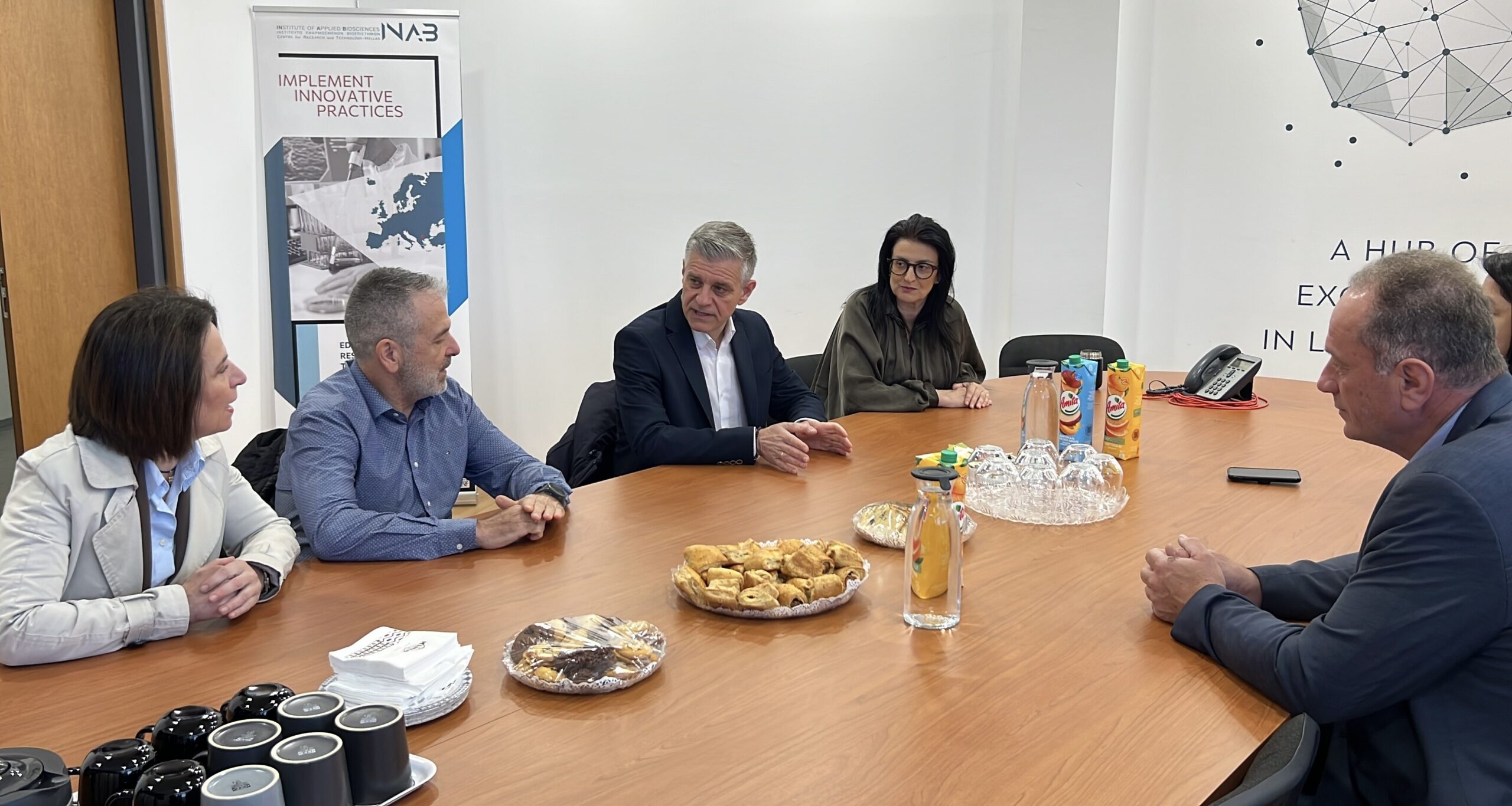 Περιφέρεια Κεντρικής Μακεδονίας: Ενισχύονται οι δράσεις για σταθερό εφοδιασμό της αγοράς με εγχώρια αιγοπρόβατα