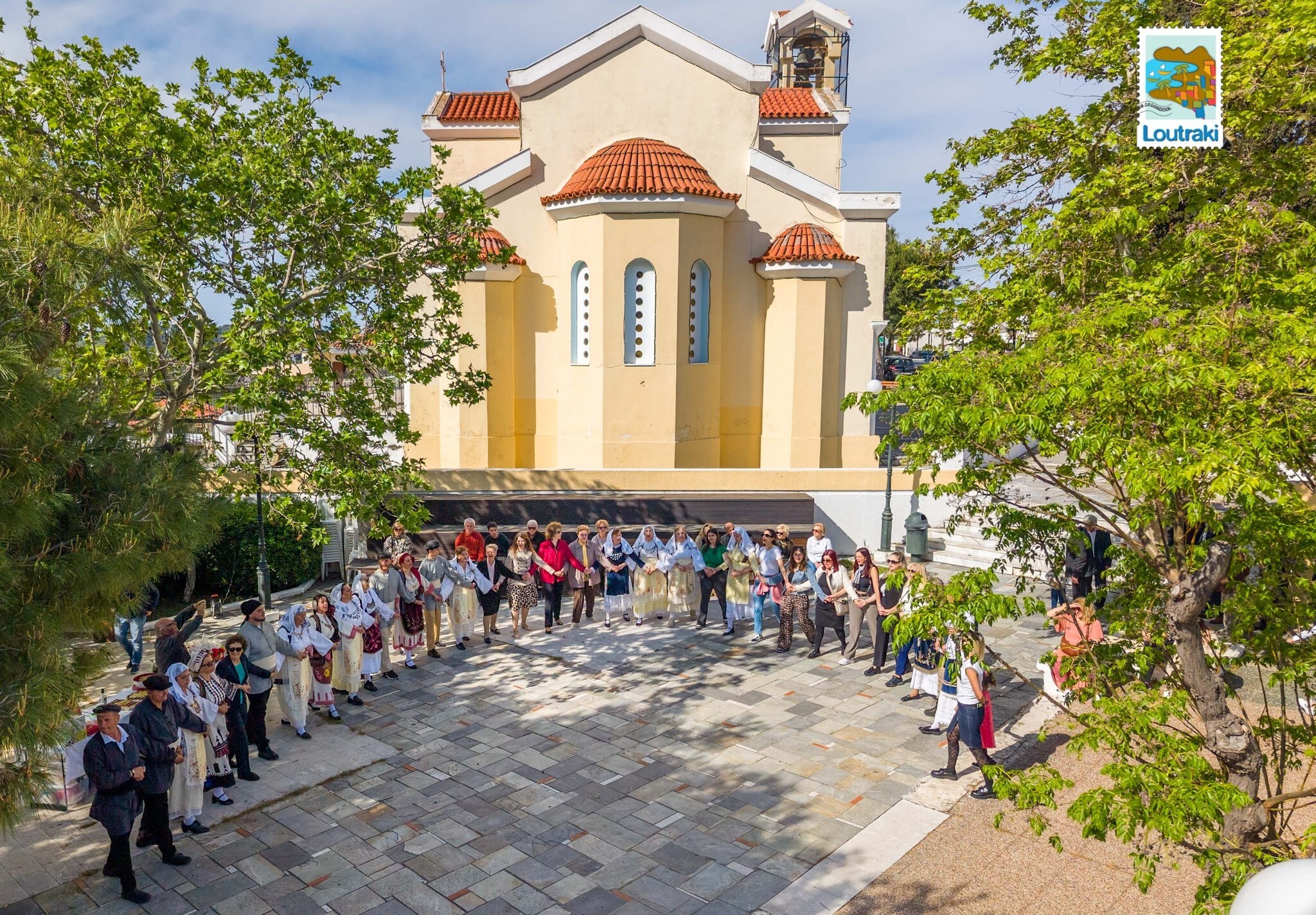 Δ.Λουτρακίου: Πασχαλινή Δευτέρα στην Περαχώρα – Ο χορός του Γιαρέντη