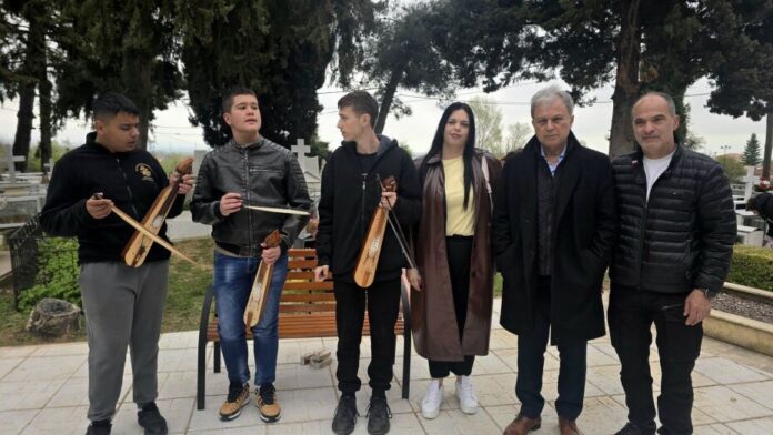 Γ. Αμανατίδης παρευρέθηκε στο παραδοσιακό ταφικό έθιμο των Ποντίων στο Πρωτοχώρι Κοζάνης