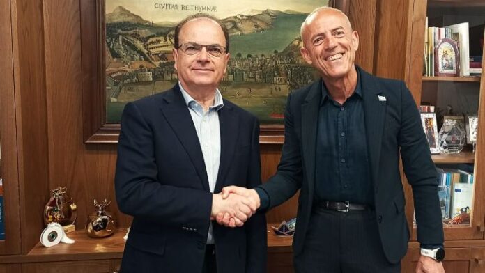 Συνάντηση Δημάρχου Ρεθύμνης με τον Επίτιμο Πρόξενο της Ελλάδας στην Αλικάντε