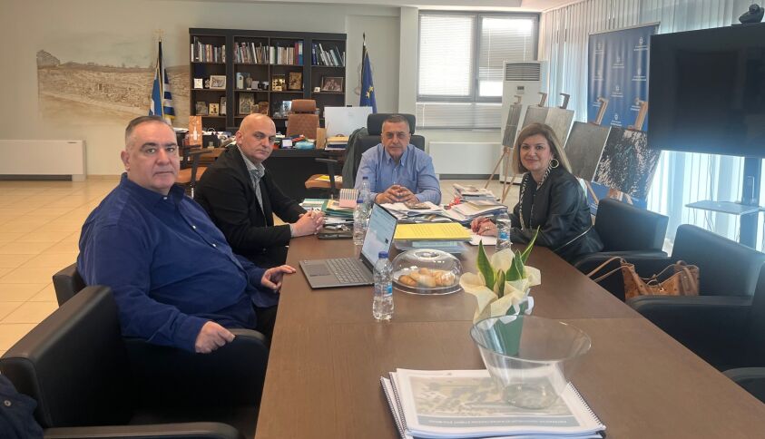 Θεσσαλία και Γαλλία εγκαινιάζουν συνεργασία σε τυροκομία και κρασί