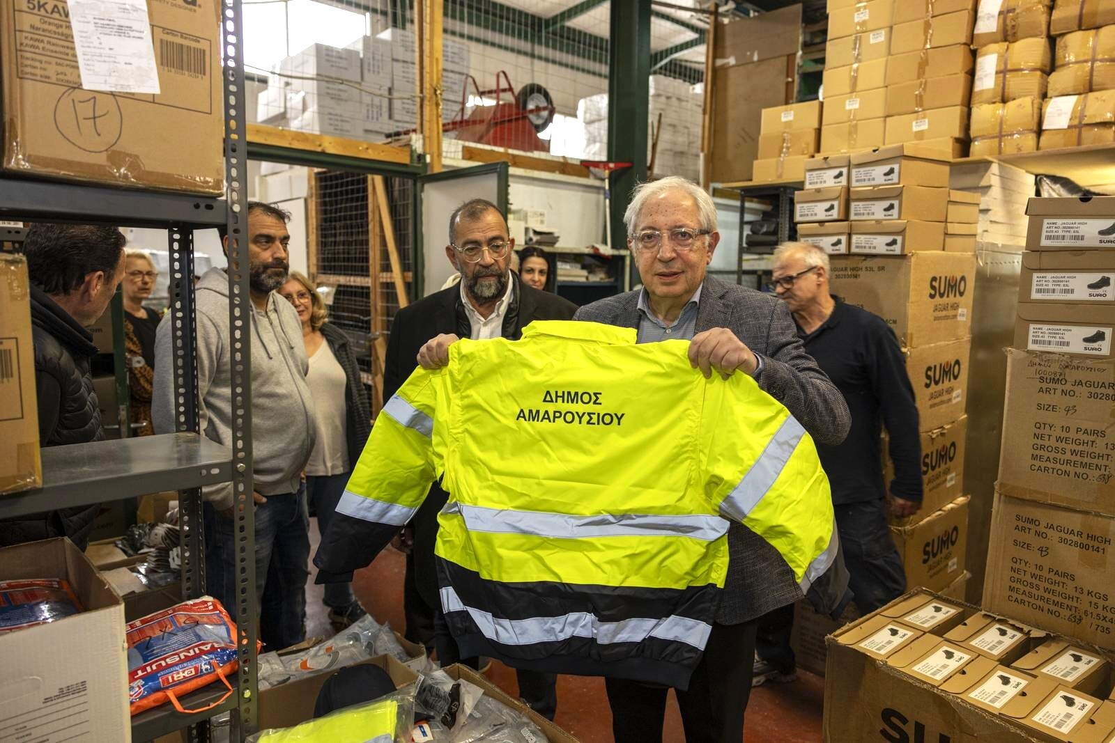 Περιφέρεια Αττικής διανομή Εξοπλισμού Ατομικής Προστασίας στους υπαλλήλους του Δήμου Αμαρουσίου