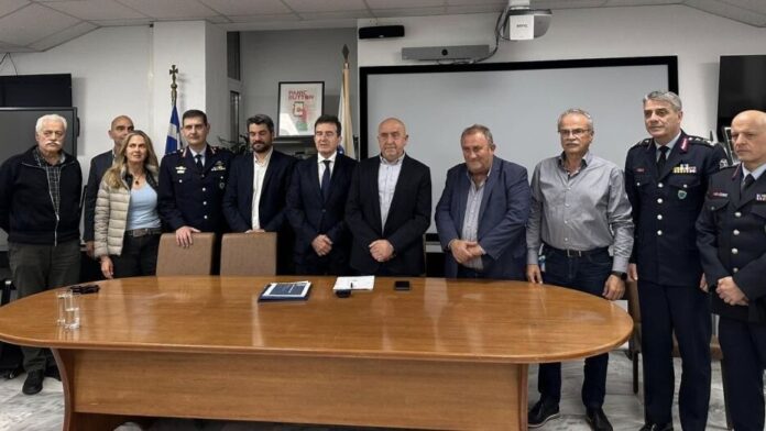 Ο Δήμαρχος Σφακίων αιτείται αύξηση προσωπικού σε Αστυνομικό Τμήμα και Λιμενικό Σταθμό