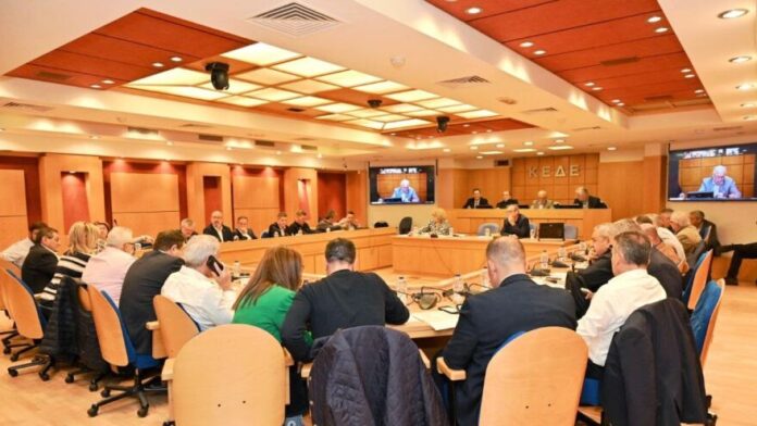 ΚΕΔΕ: Αδιάλειπτη υποστήριξη στις κοινωνικές δομές και το προσωπικό των Δήμων