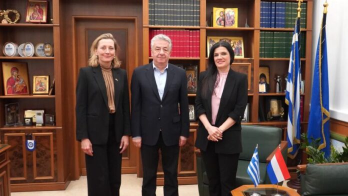 Σύσκεψη Περιφερειάρχη Κρήτης με την Ολλανδή Πρέσβη